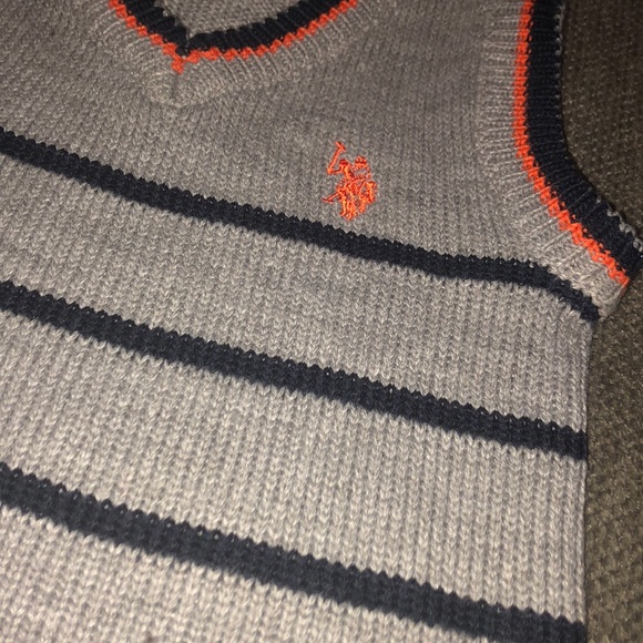 U.S. POLO Vest - Picture 2 of 3